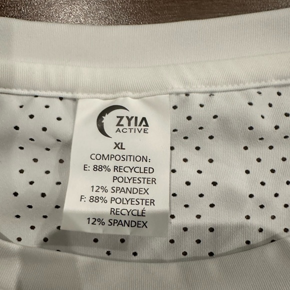NWT Zyia White Vertical Chill Workout Tee - Picture 6 of 6